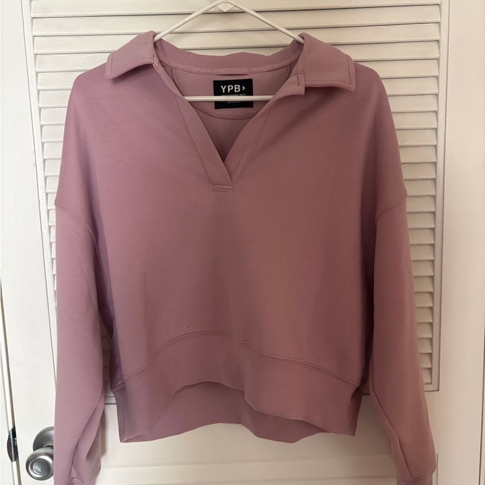 Abercrombie & Fitch pink pullover